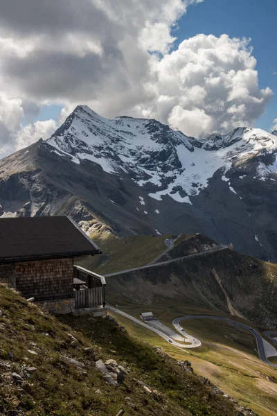 Grossglockner dağ manzaralı yol Alplerde Avusturya 'da