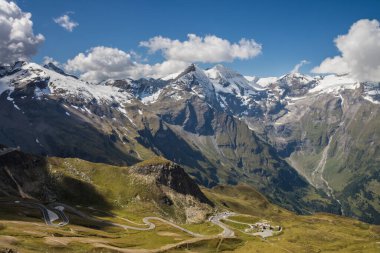 Grossglockner dağ manzaralı yol Alplerde Avusturya 'da