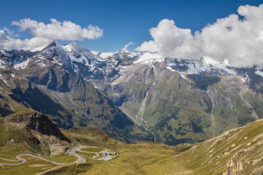 Grossglockner dağ manzaralı yol Alplerde Avusturya 'da