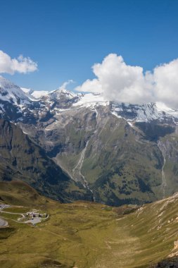 Grossglockner dağ manzaralı yol Alplerde Avusturya 'da