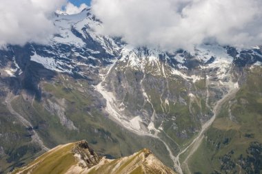 Grossglockner dağ manzaralı yol Alplerde Avusturya 'da