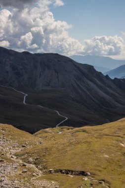 Grossglockner dağ manzaralı yol Alplerde Avusturya 'da