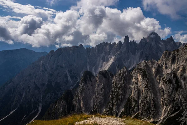 Trilha Montanha Tre Cime Lavaredo Dolomites Italy — Fotografia de Stock