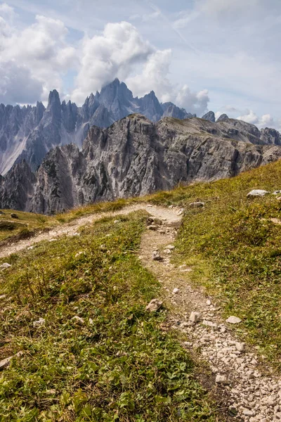 Горная Тропа Tre Cime Lavaredo Доломитовых Альпах Италии — стоковое фото