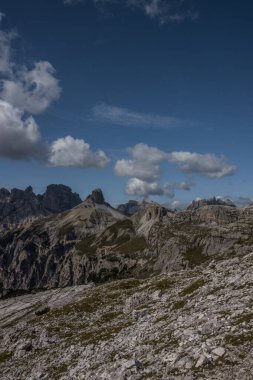 İtalya 'da Dolomitler' de Tre Cime di Lavaredo Dağı.