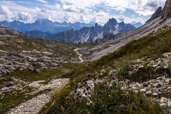 Sendero Montaña Tre Cime Lavaredo Dolomitas —  Fotos de Stock