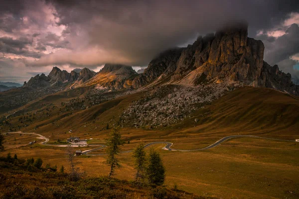 Trilha Montanha Giau Pass Dolomitas — Fotografia de Stock