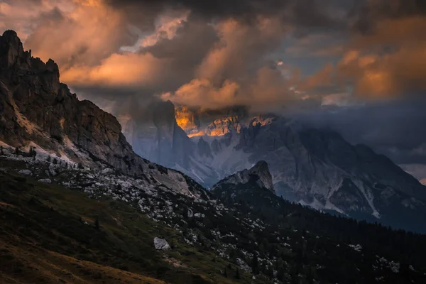Mountain Trail Giau Pass Dolomites — Stockfoto