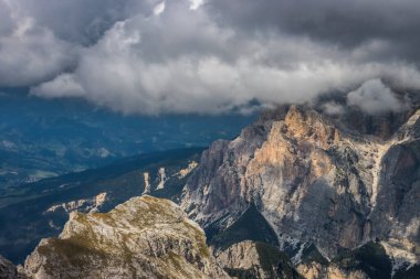 Mountain trail Lagazuoi in Dolomites