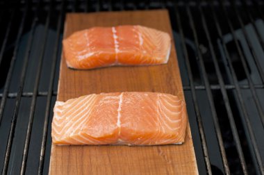 Yaban Alaska somon fileto