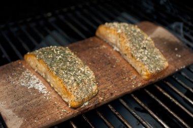 Yaban Alaska somon fileto