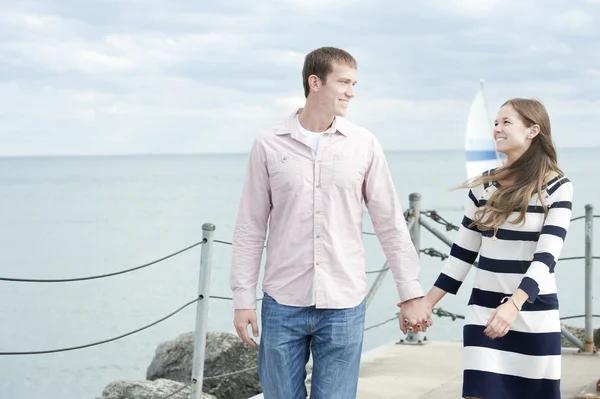 Happy couple on the pier — Stock Photo, Image