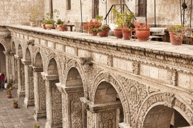 Arequipa Perulu avluda