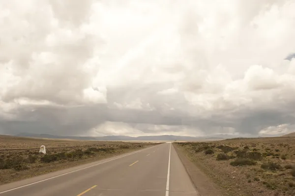 Camino peruano cerca de Arequipa — Foto de Stock