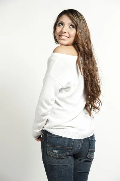 Brunette young girl posing — Stock Photo, Image