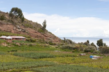 Taquile adasının görünümü