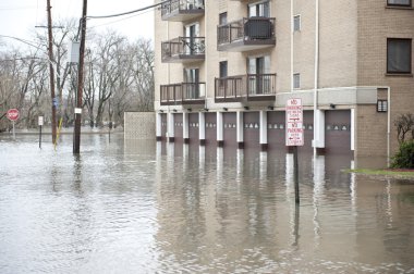 chicago bölgesinde su dolu karayolu