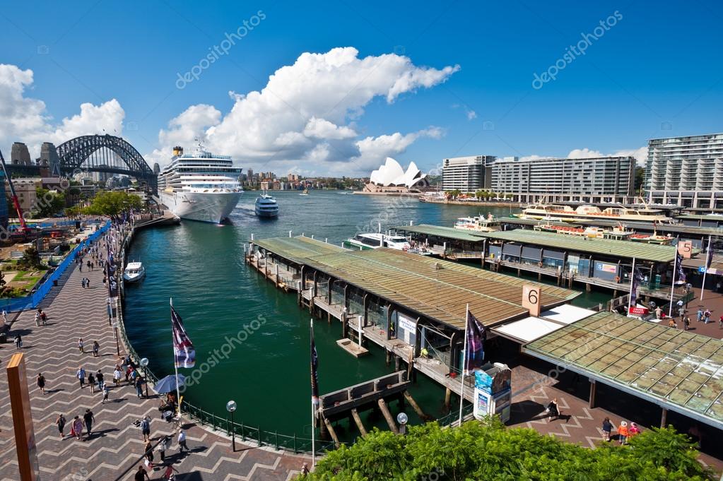 Circular Quay Sydney Harbour, Australia Stock Editorial Photo
