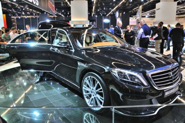 Frankfurt - Eylül 14: Brabus 850 6.0 Biturbo ibusiness sundu