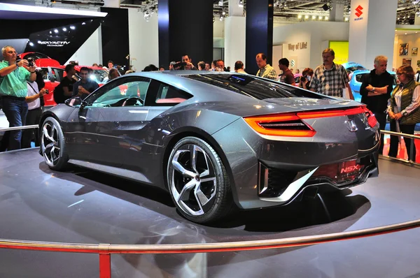 Frankfurt - 14 september: Honda Nsx Concept gepresenteerd als wereld premie — Stockfoto