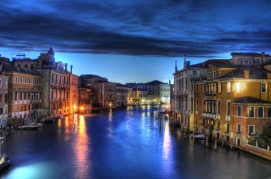 Venedik gece kanal güzel ışıkları, Venedik, İtalya