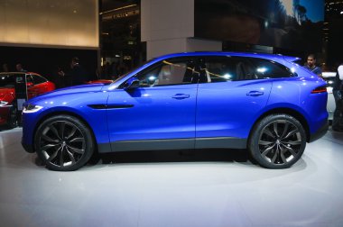 Frankfurt - Eylül 21: Dünya öncesi sunulan jaguar c - x 17 kavramı