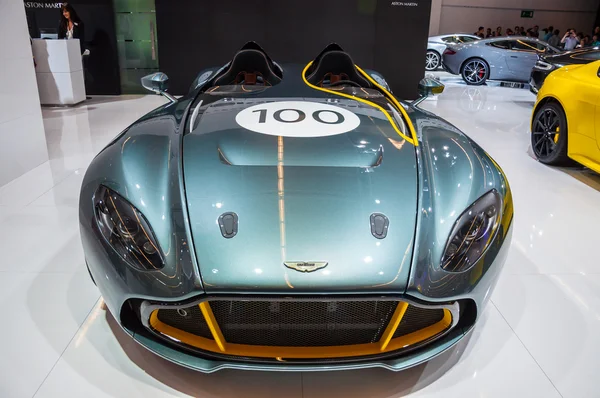 Frankfurt - sept 21: aston martin cc100 gepresenteerd als wereld premi — Stockfoto