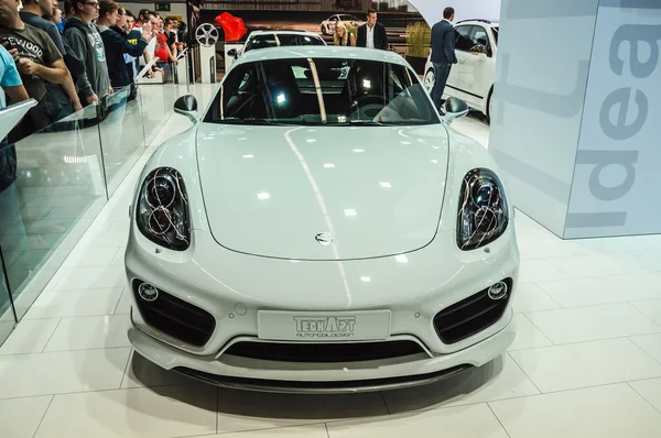 Frankfurt - September 21: porsche cayman techart presenteras som världen p — Stockfoto