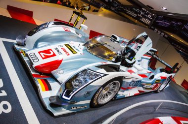 Frankfurt - Eylül 21: audi r18 e-tron quattro wor sunulan 01