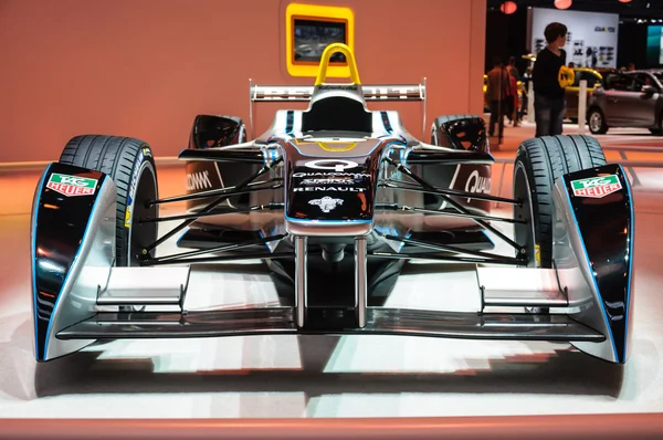 FRANKFURT - SEPT 21: Carro de corrida de Fórmula E Spark-Renault apresentado — Fotografia de Stock