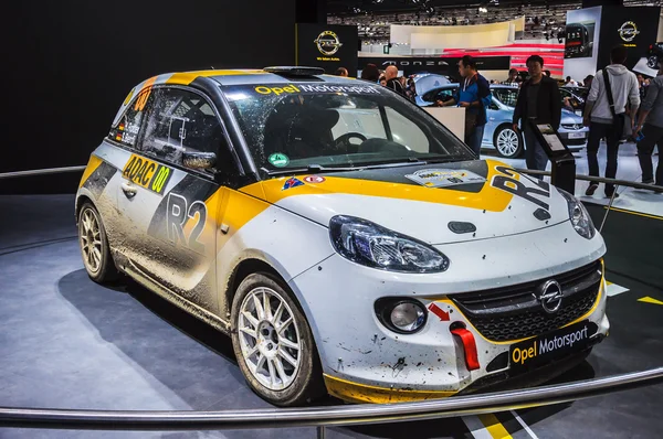 Frankfurt - September 21: opel adam rallyt presenteras som världspremiär — Stockfoto