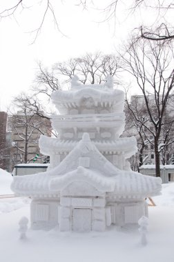 bir Japon Tapınağı (Şinto), sapporo kar Festivali 2013 heykeli