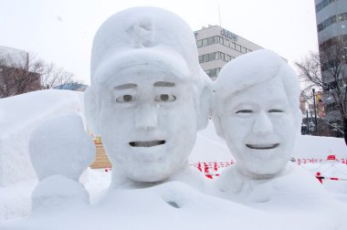 Japonca beyzbol koçu ile oyuncu sapporo kar Festivali 2013