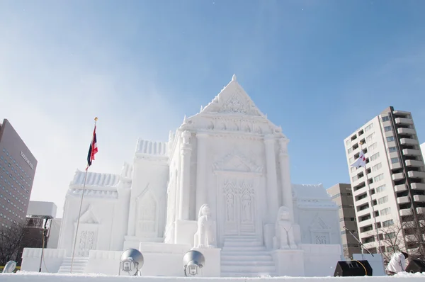 ワットベンチャマボピット （大理石寺院）、札幌雪祭り 2013 — ストック写真