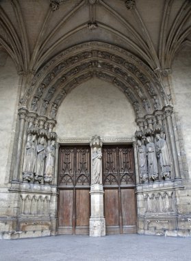 Paris - saint germain l'auxerrois Gotik kilise portal