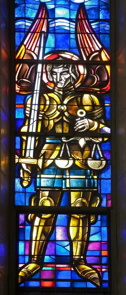 BRUSSELS - JUNE 22: Archangel Michael from windowpane of National Basilica of the Sacred Heart on June 22, 2012 in Brussels. — Stock Photo, Image