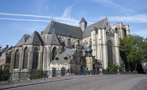 Gent - sanctuar i st. michael gotiska kyrkan — Stockfoto