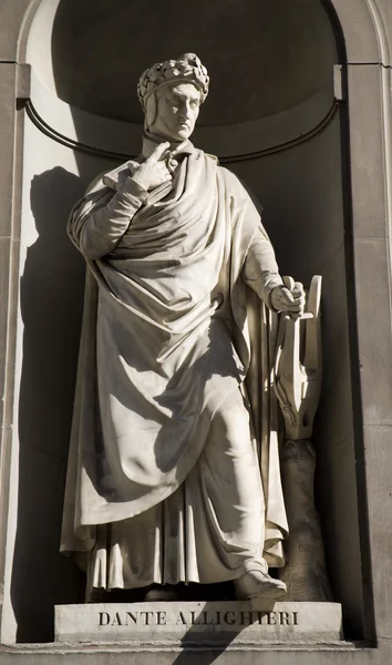 Florence - Dante Allighieri on the facade of Uffizi gallery — Stock Photo, Image