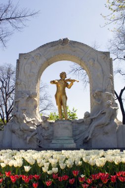 Johan strauss memorial Viyana stadtpark dan