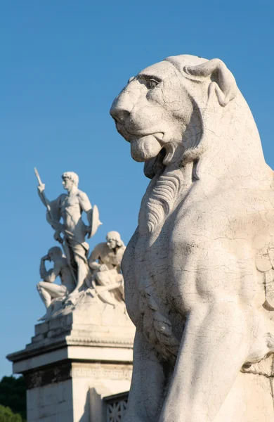 Rzym - pomnik z vittorio emanuel punkt orientacyjny — Zdjęcie stockowe