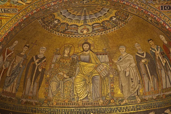 Rome - old mozaik "Corontation of the Virgin" from main Apse of Santa Maria in Trastevere church from 13th-century by Pietro Cavallini — Stock Photo, Image