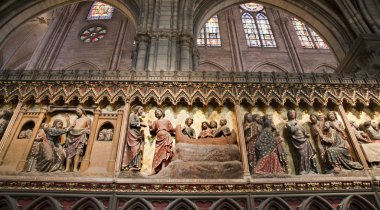 Paris - kabartmaları İsa'nın hayatı - notre-dame Katedrali