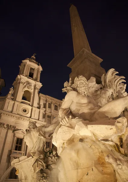 로마-아침에서 광장 Navona와 Fontana dei Fiumi 베르니니에 의해 — 스톡 사진