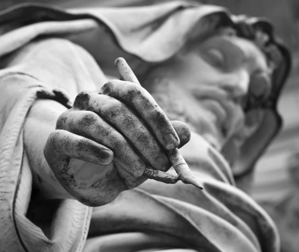 Roma - Detalhe da estátua de São João Evangelista — Fotografia de Stock