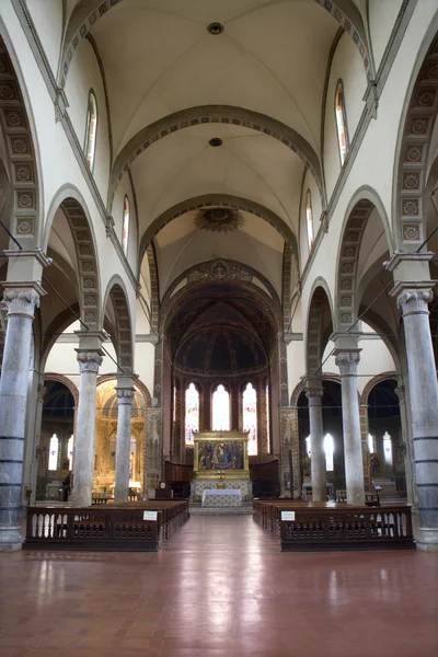 Siena - innenraum der kirche sata maria dei servi — Stockfoto