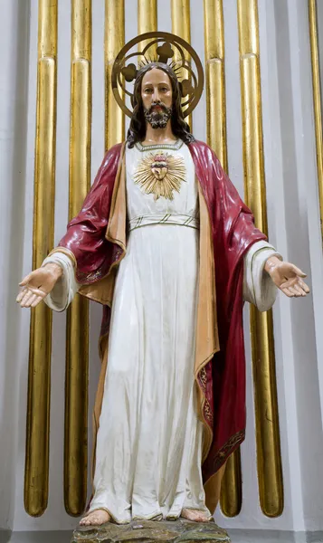 İsa heykelinin kalp — Stok fotoğraf