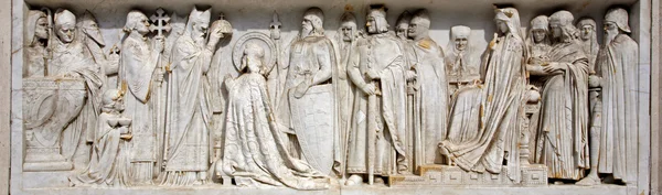 Budapeste santo rei st. Stephen coroação detalhe de St. Stephen memorial — Fotografia de Stock