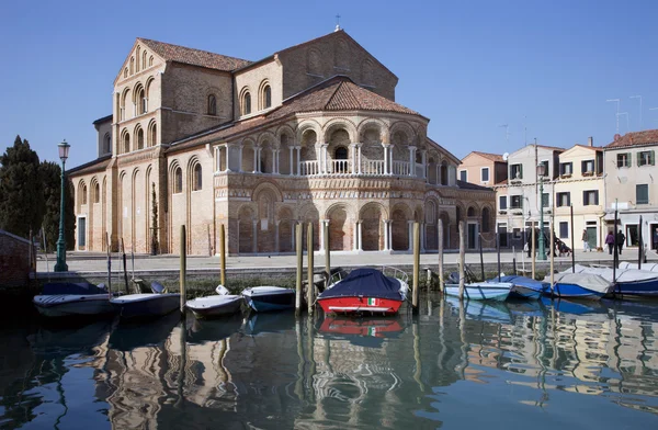 Veneza - Basílica de S. Maria e Donato da ilha de Murano — Fotografia de Stock