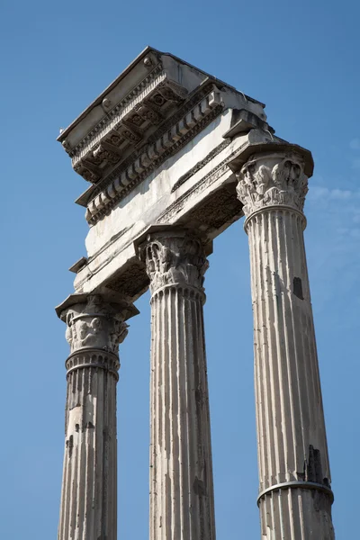 Řím - sloupky Forum romanum — Stock fotografie