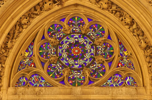 St. germain auxerrois gotiska kyrkan i paris — Stockfoto